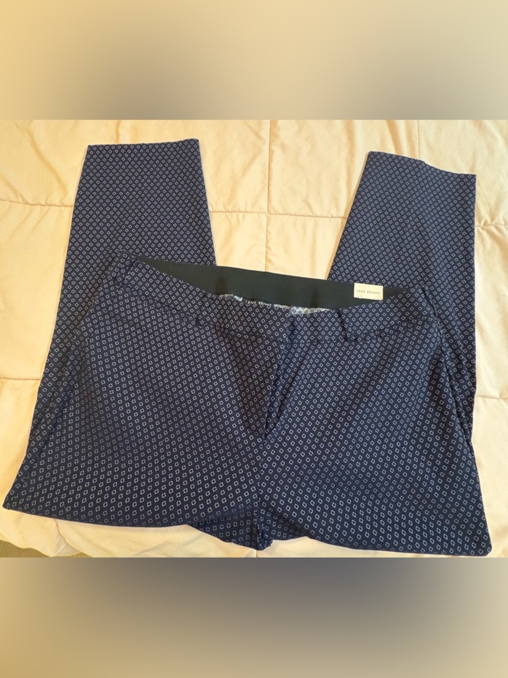 Lane Bryant “The 4 Season Slim Ankle” Pants, Navy Blue, Geometric Print, Size 24 - Picture 4 of 6